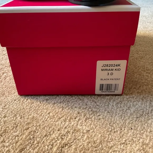 Juicy Couture Girls dress shoes, size 3