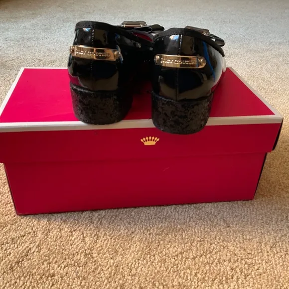 Juicy Couture Girls dress shoes, size 3