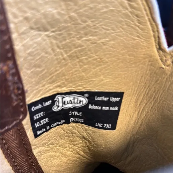 Justin Boots Brown and Red Cowboy Boots Square Toe
