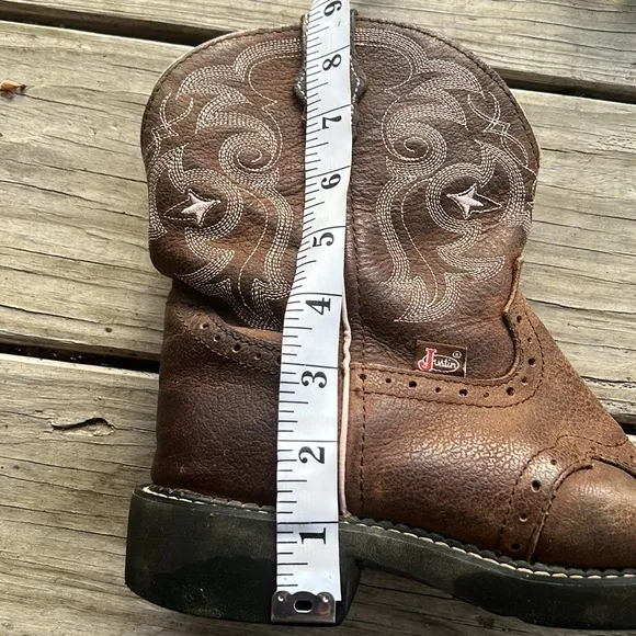 Justin L9965 Gypsy Western Boot with Bay Apache Cowhide Square Toe Size 7