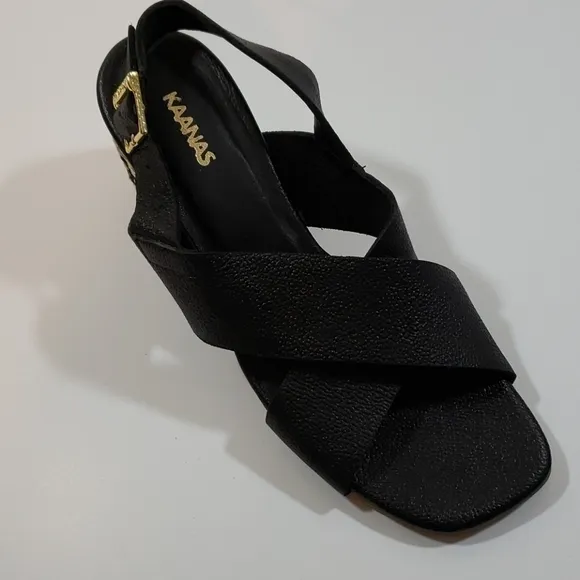Kaanas~Size 6~Black Leather Sandals Java-Blk.