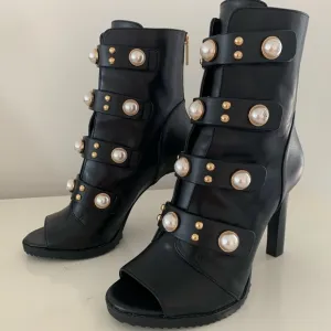 Karl Lagerfeld Paris boots