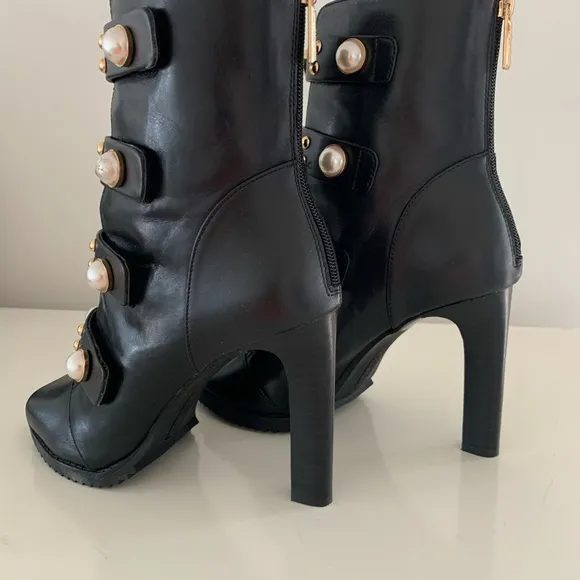 Karl Lagerfeld Paris boots