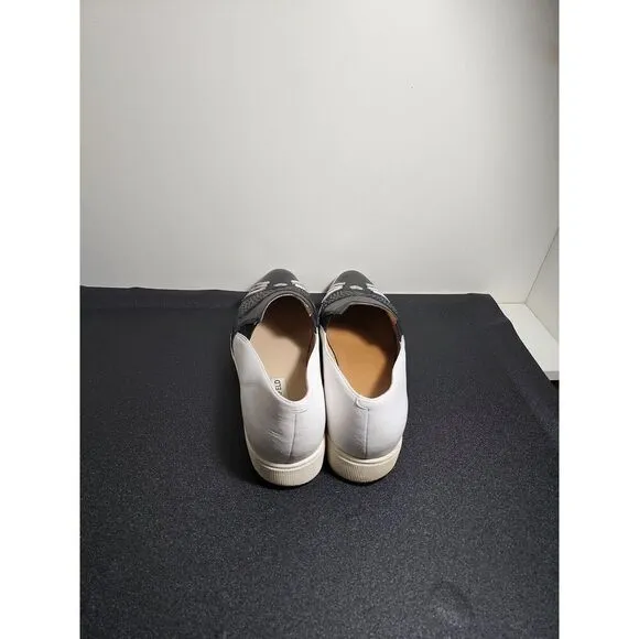 Karl Lagerfeld Paris slip-on leather Sneakers Size 9