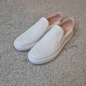 KATE SPADE Azores Slip-On Leather Sneakers Size 7.5 White