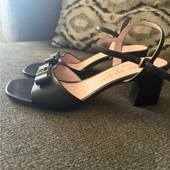 Kate Spade Black Bow Sandals size 9 new