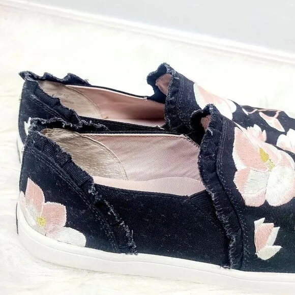Kate Spade Leonie Sneakers 8.5 Black Pink Embroidered Floral Ruffle Slip-On Shoe