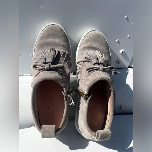 KATE SPADE ♠️ Tan Suede Tassel Sneakers! Size 6; LIKE NEW!