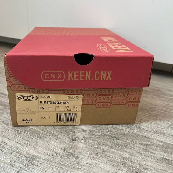 Keen Big Kids Youth Seacamp II CNX Sandals Size 5 Slate Blue with Aqua &amp; Pink