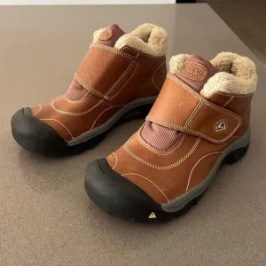 Keen Kids' Brown Leather Kootenay Winter Boots Faux Fur Lining Youth 6