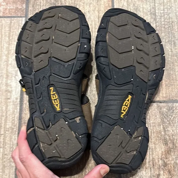 Keen Men’s Brown Leather‎ Newport Sandals Sz 10.5