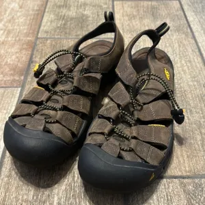 Keen Men’s Brown Leather‎ Newport Sandals Sz 10.5