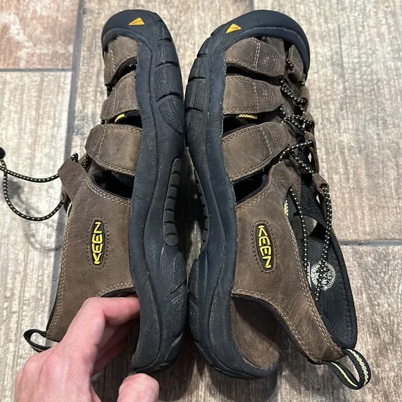 Keen Men’s Brown Leather‎ Newport Sandals Sz 10.5