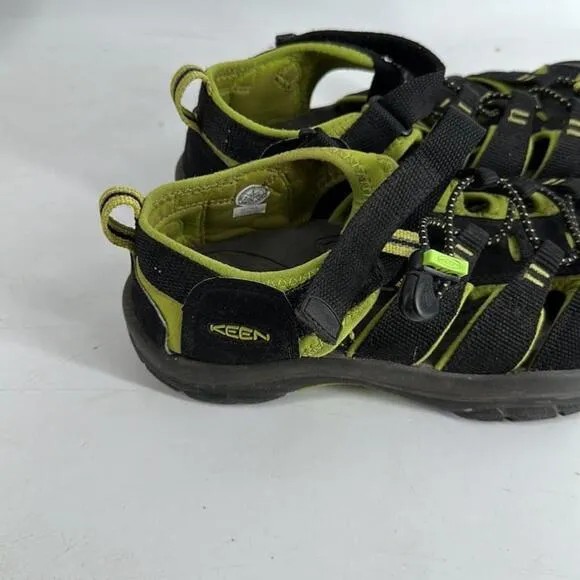 Keen sandals hiking outdoors shoes water shoes active sz 4