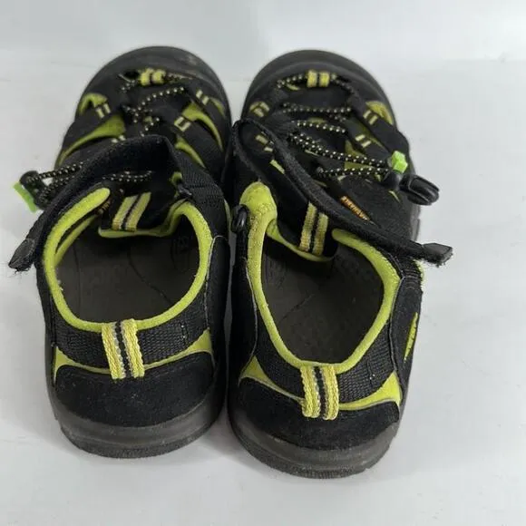 Keen sandals hiking outdoors shoes water shoes active sz 4