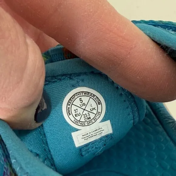 Keen Seacamp CNX Smokey Bear Closed Toe Sandals Shoes 1027422 Girls Youth size 5