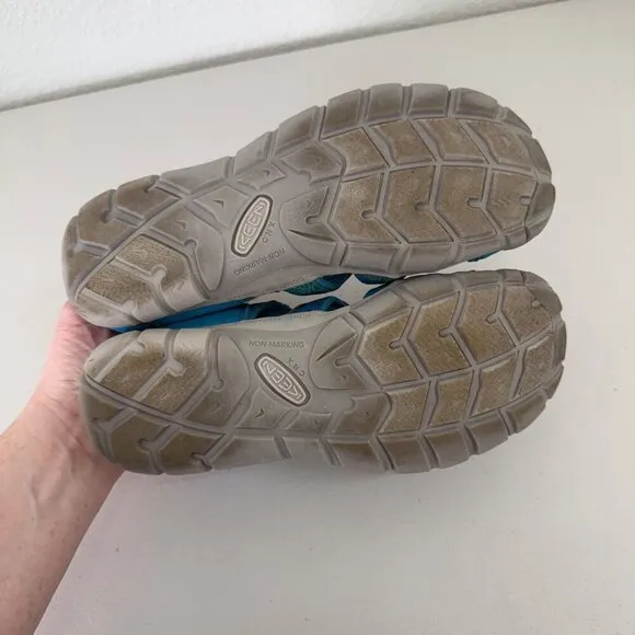 Keen Seacamp CNX Smokey Bear Closed Toe Sandals Shoes 1027422 Girls Youth size 5