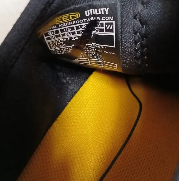 Keen ♡ utility metal footbed shoes