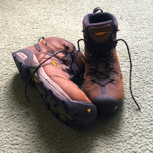 Keen Waterproof Steel Toe Utility Key-Tech Boots. Men’s size 10