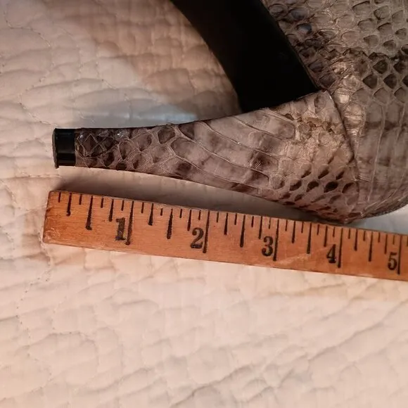 Kenneth Cole Snakeskin Pattern &quot;Talk Show&quot; Women's Leather Bootie Stiletto 7.5