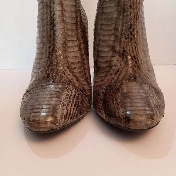 Kenneth Cole Snakeskin Pattern &quot;Talk Show&quot; Women's Leather Bootie Stiletto 7.5