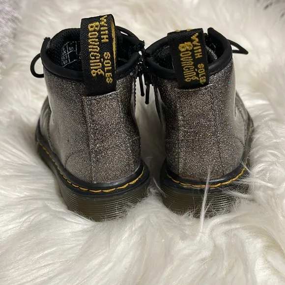 Kids Glitter Black Boots
