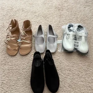 Kids shoes size 2