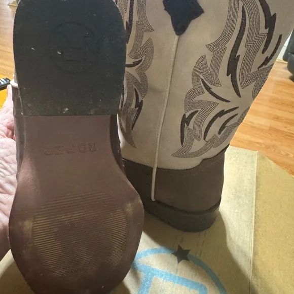 Kids Western Cowboy Boots - Brown and White