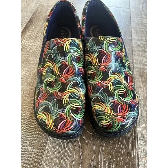 Klogs Maxum Multicolored Womens Shoes / Nursing Clogs Size 10M