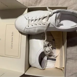 Koio White Leather Sneakers 9E