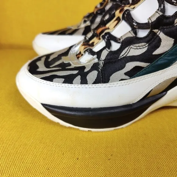 KURT GEIGER London Black White Lunar Animal Print Sneakers Women's Shoes Sz 7.5