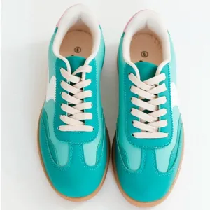 La Shiloh Women’s Stylish Teal and White Sneakers