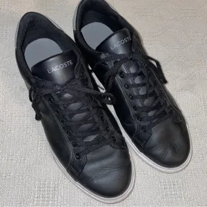 Lacoste Casual Sneakers Men’s Size 10.5 M Black Leather Lace Up Gator Comfort