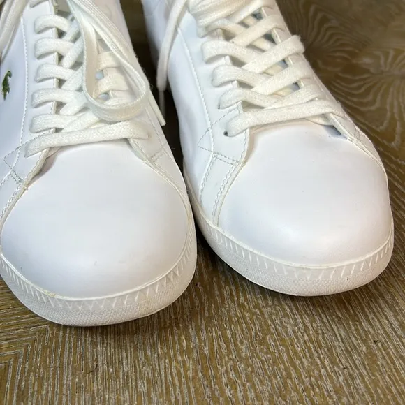 LACOSTE Men's White Graduate Leather and Synthetic Sneakers 10