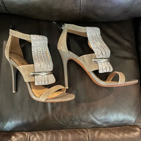 L.A.M.B Heeled Sandals With Back Zipper Size 8