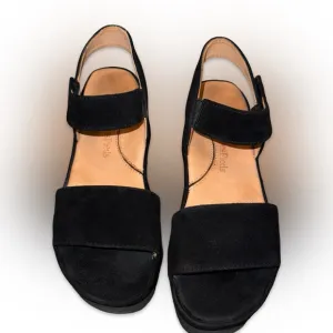 L’Amour Des Pieds Sandals