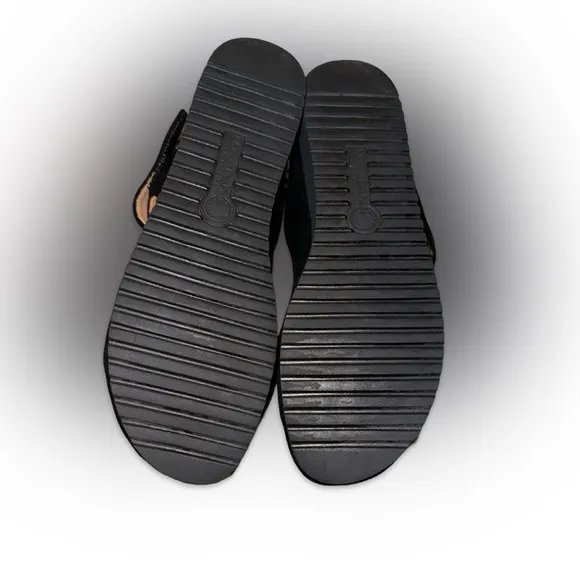 L’Amour Des Pieds Sandals