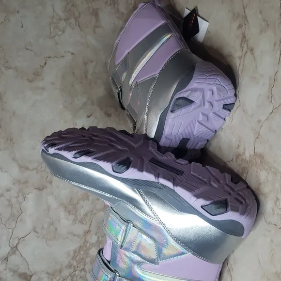 Lands End Iridescent Silver and Lavender Youth Winter  Boots Size 7