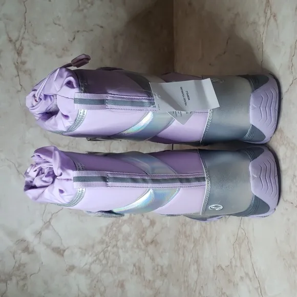 Lands End Iridescent Silver and Lavender Youth Winter  Boots Size 7