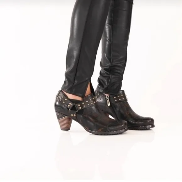 L'ARTISTE KACIELOU SHOES PAINTED LEATHER WESTERN LOOK SHOES Size 41 (10.5)