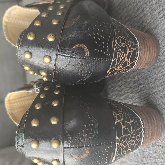 L'ARTISTE KACIELOU SHOES PAINTED LEATHER WESTERN LOOK SHOES Size 41 (10.5)