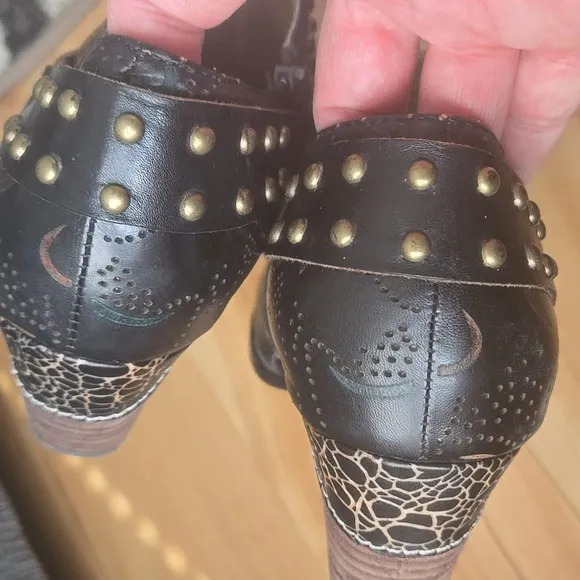 L'ARTISTE KACIELOU SHOES PAINTED LEATHER WESTERN LOOK SHOES Size 41 (10.5)