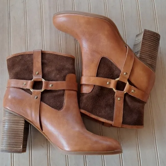 Lauren Ralph Lauren Dylan Suede Leather Mid Heel Boots. Size 8.5
