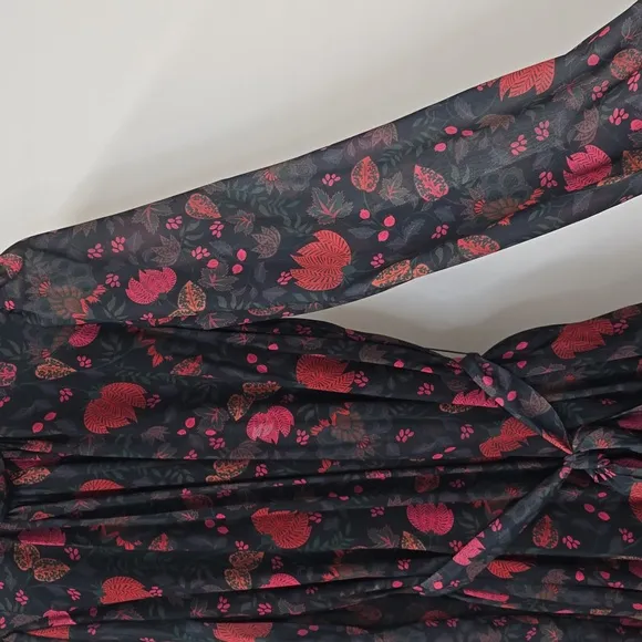 LDT Black and Red Long Sleeve Floral Mini Dress size 2