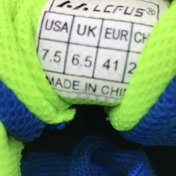 LEFUS Womens   Lightweight  Pickleball Shoes size 7.5 US