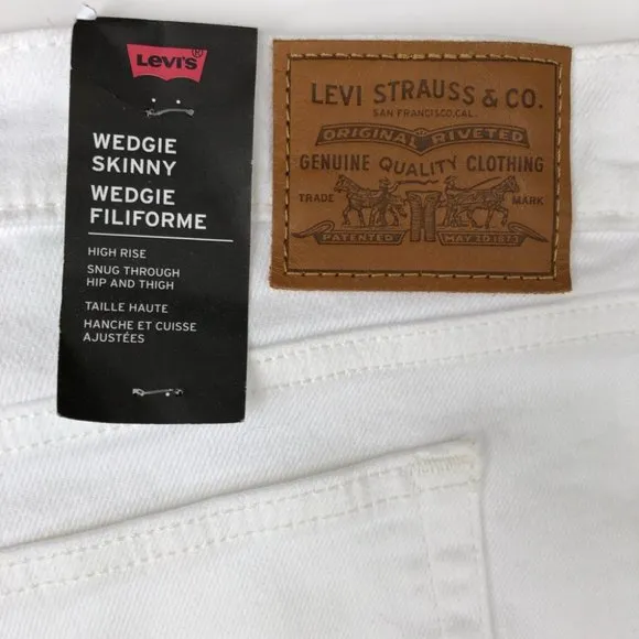 Levi’s Premium Wedgie Skinny Distressed Size 24W White Crop High Waist Rise