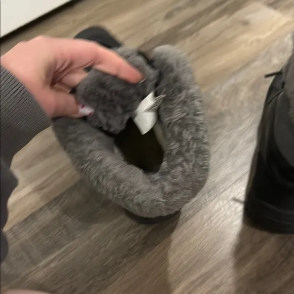 Lightly worn UGG Black Fur-Lined Boots size 8.5