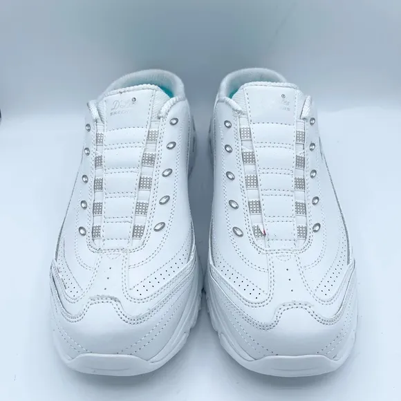 Like New Skechers  Women's White Sneakers Size 11W