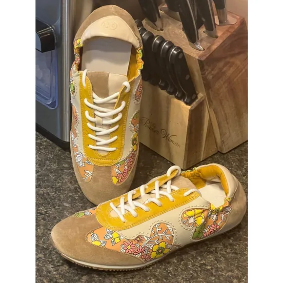 Like New Tory Burch Serif Floral Yellow Sneakers