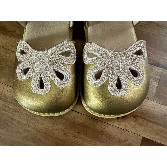 Livie &amp; Luca Gold Metallic Petal Mary Jane Leather Dress Shoes Velcro Girls 7